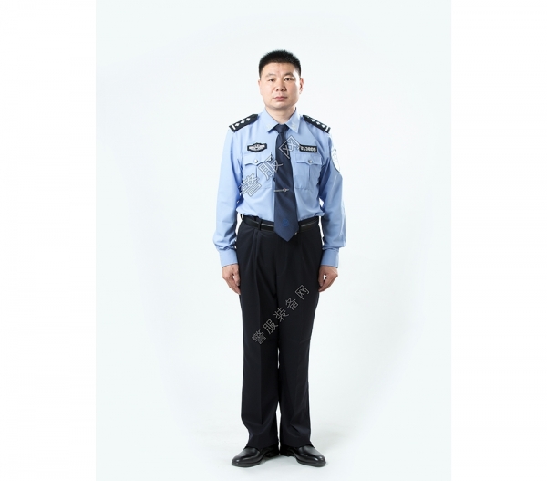 如何正确穿着济南警察服装？